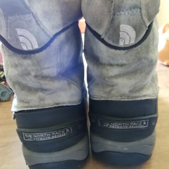 The North Face Mens Grey Waterproof Boots sz 13 main image 4